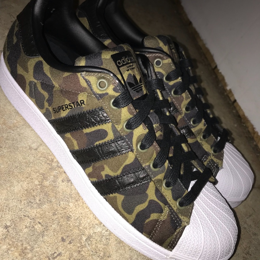 Men’s Adidas Camo Superstar Shoes